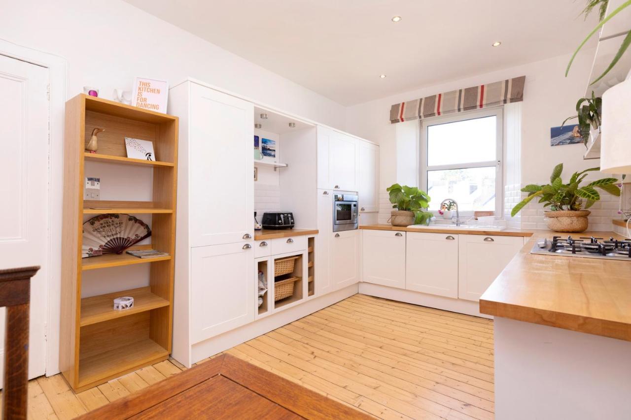 Joivy Gorgeous 1-bed Flat With A Shared Garden * EDI