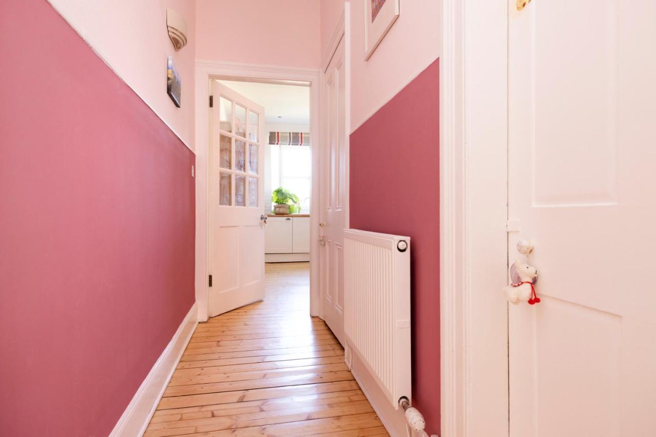 Joivy Gorgeous 1-bed Flat With A Shared Garden Apartment EDI