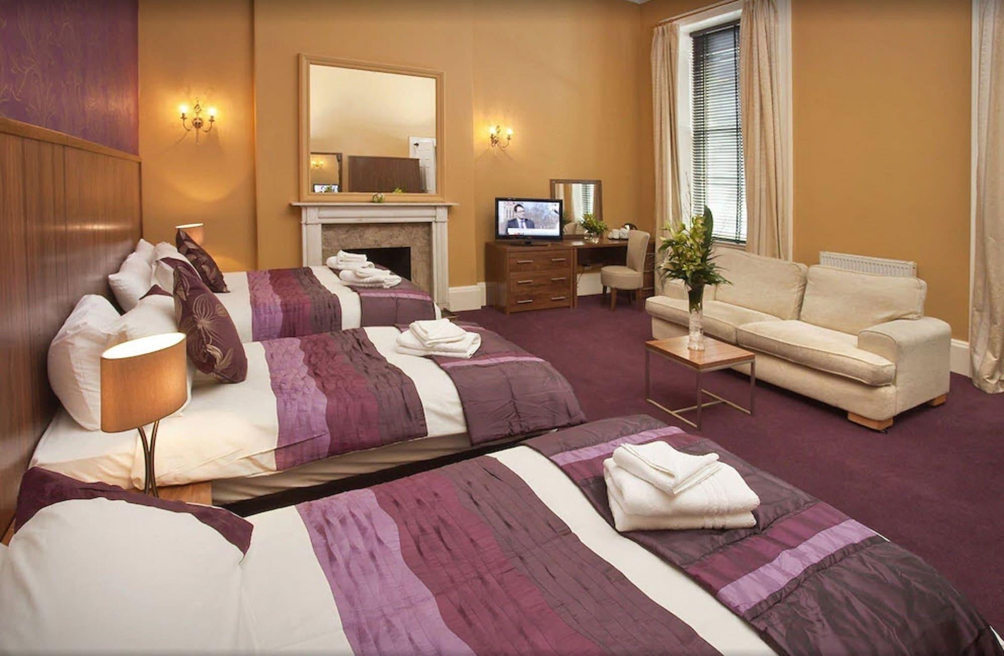 New Town Hotel