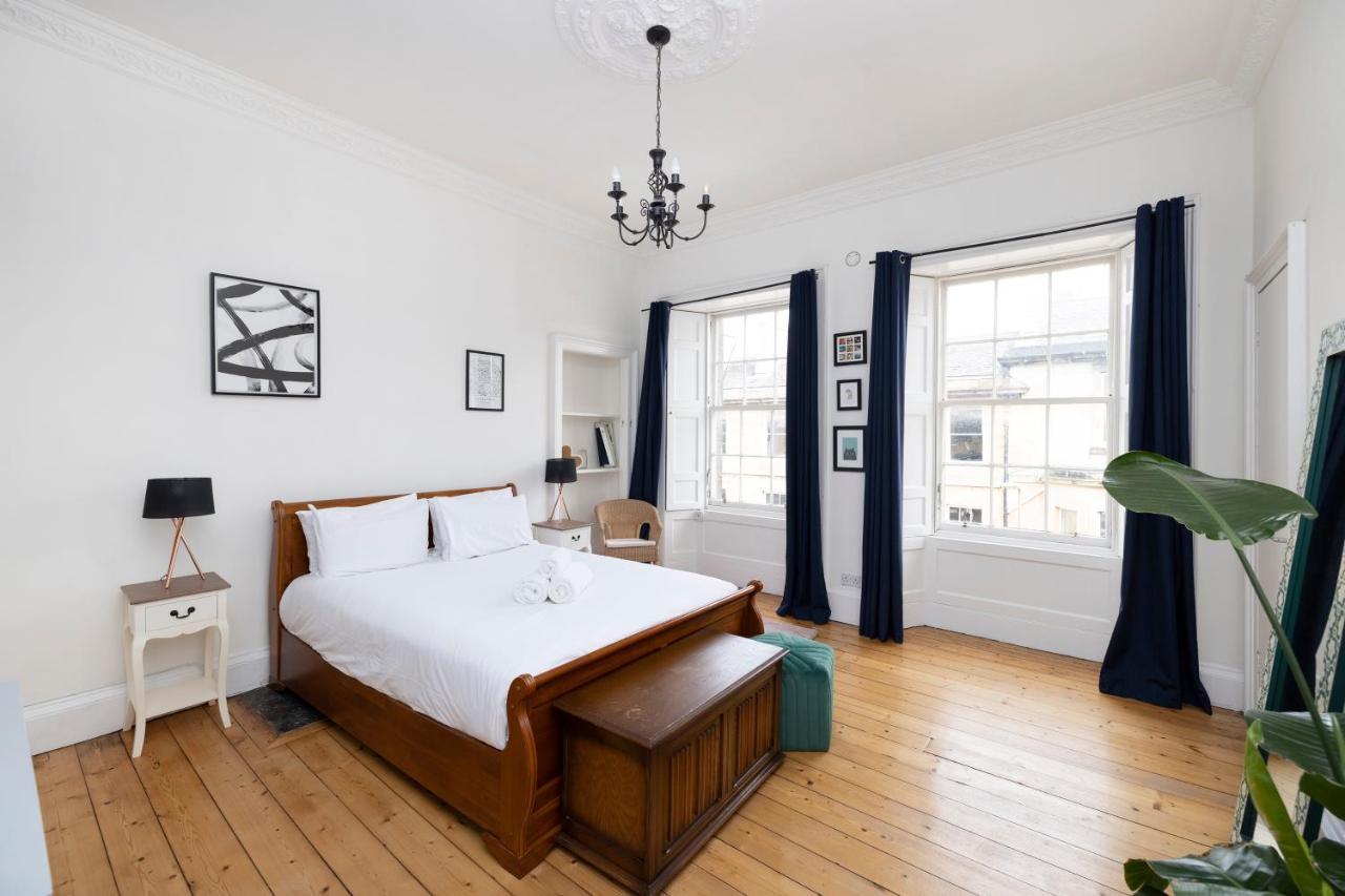 Apartment Altido Glamorous 2-bed Flat Near Castle *