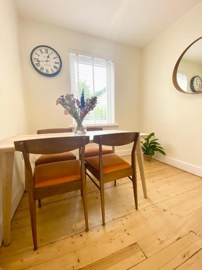 Vakantiehuis Sunny, Stylish 2-bed In Morningside *