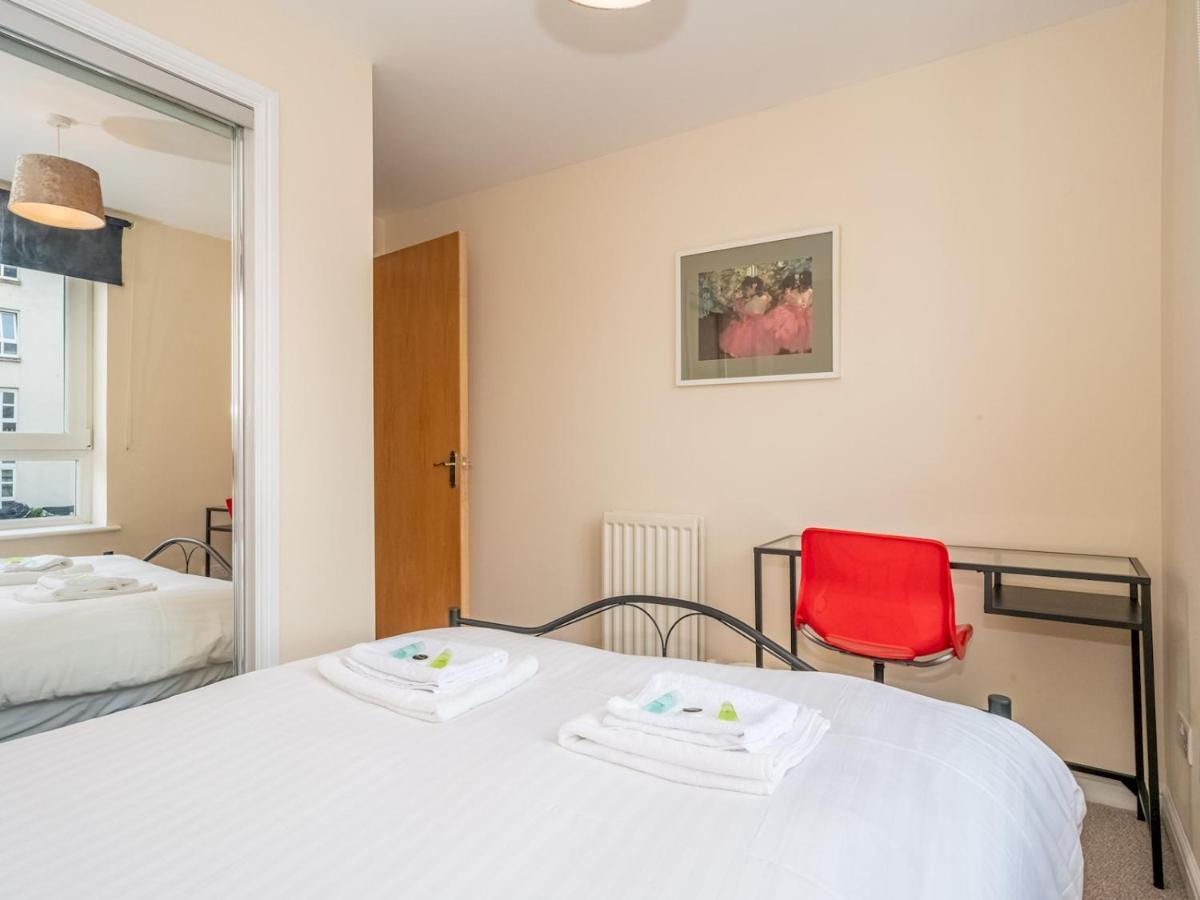 Pass The Keys Modern And Spacious 2 Beds Flat With Free Parking