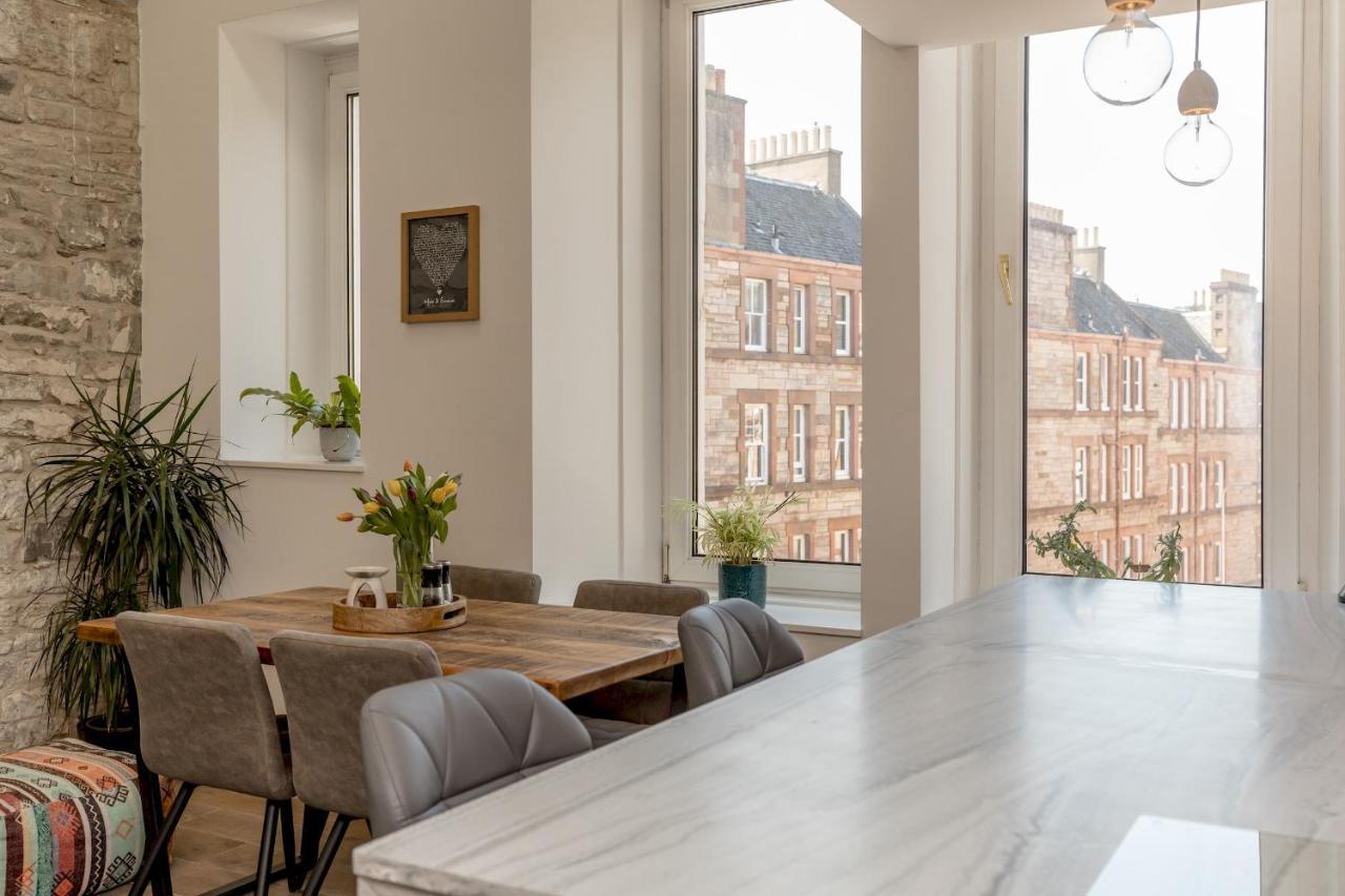 Pass The Keys Stunning 3 Bed Loft Style With Free Parking Appartement *