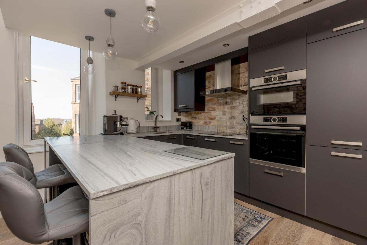 Pass The Keys Stunning 3 Bed Loft Style With Free Parking Appartement *