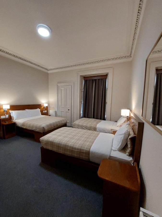 House 3*