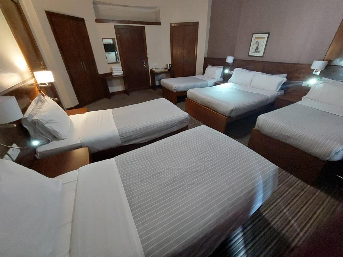 House Hotel
