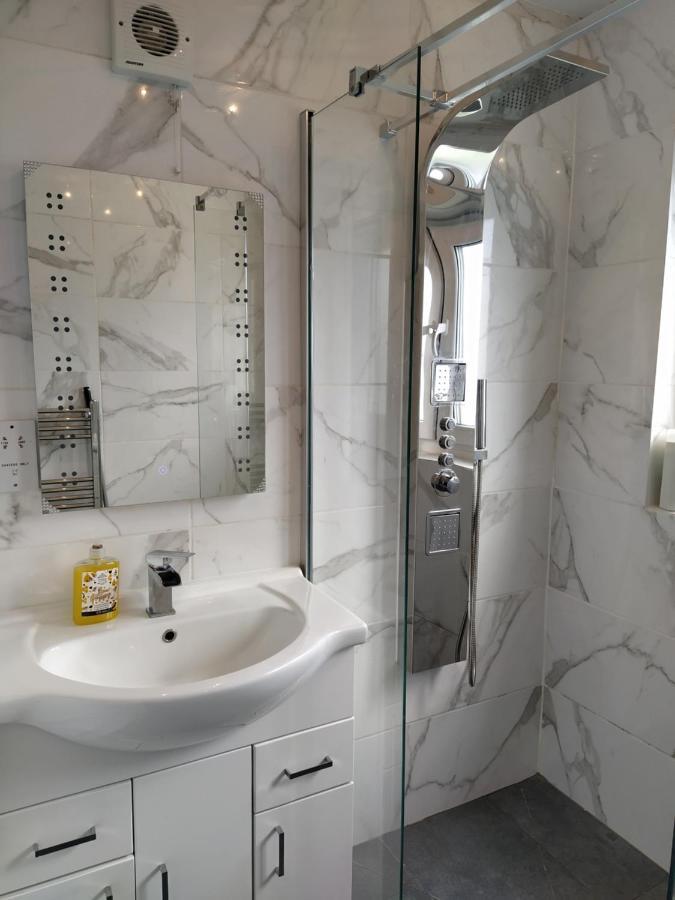 Self Catering Studio Flat *