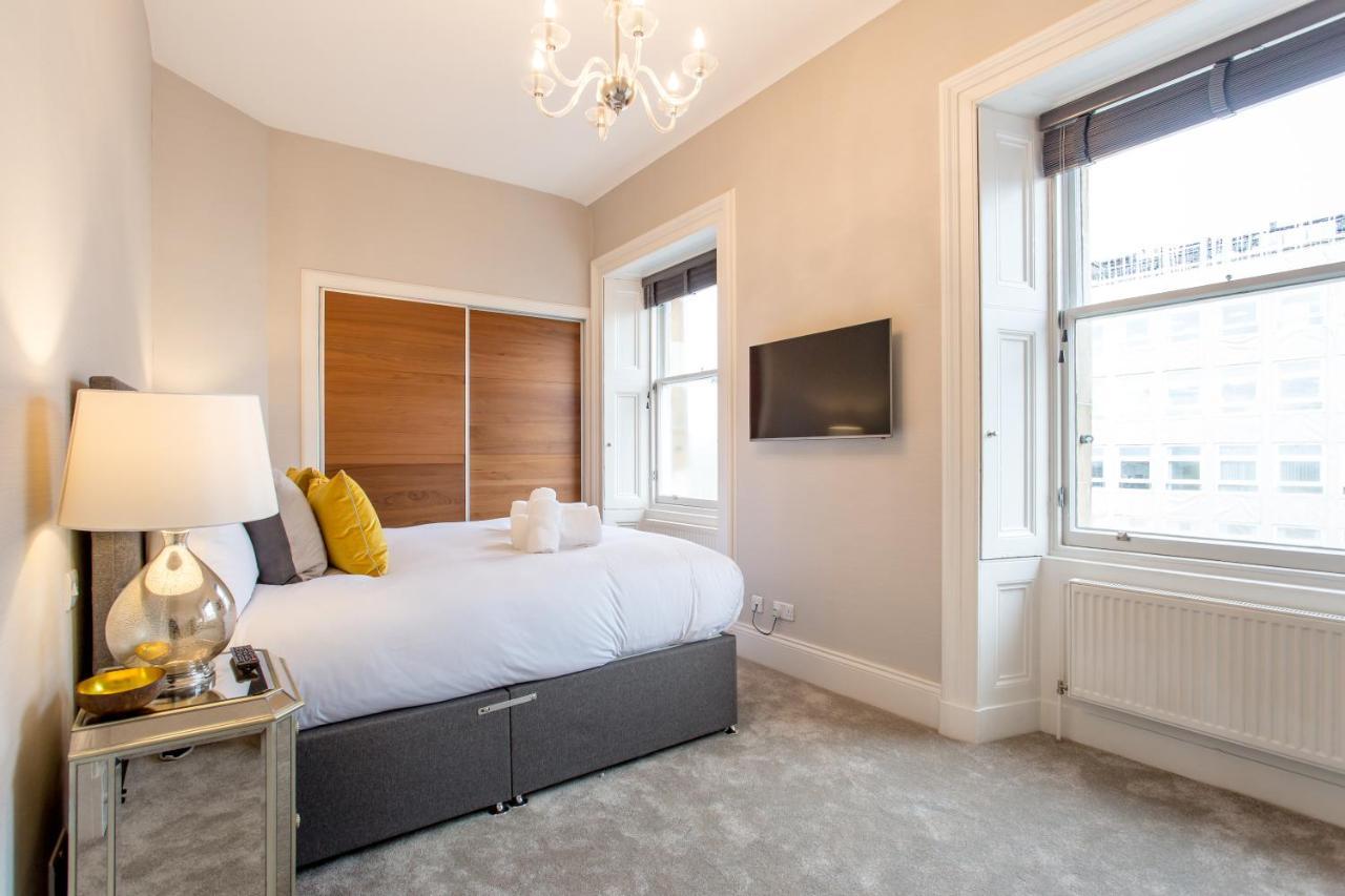 Apartment Exclusive 2 Bed, Free Private Parking, In West End