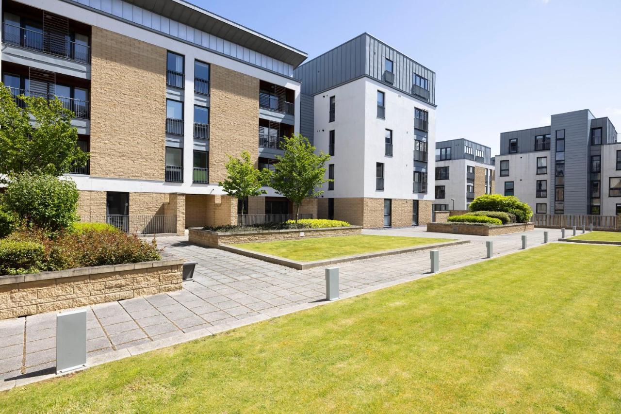 Joivy Modern 2 Bed Flat Near Inverleith Park, With Terrace And Free Parking * Edinburgh