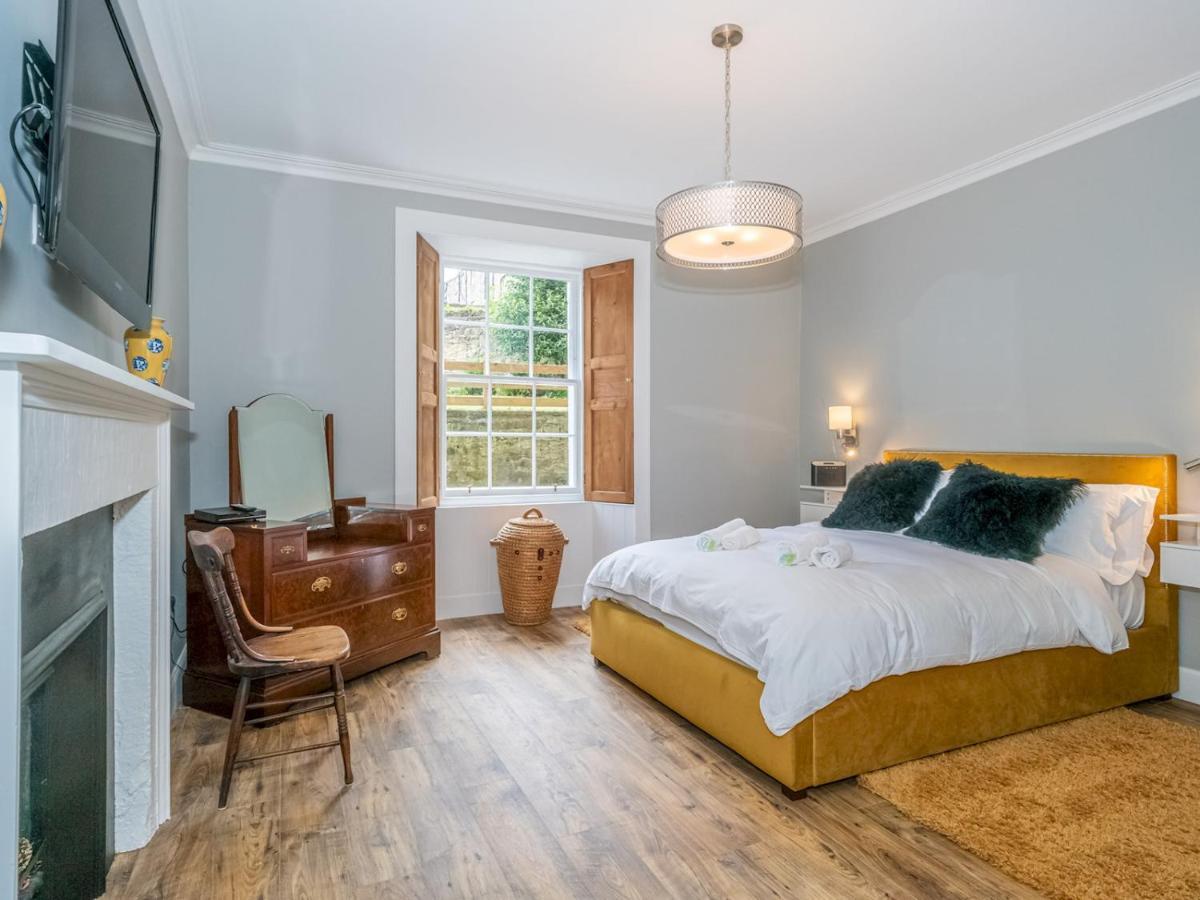 Pass The Keys Superb 3beds House In Chic Area Of The Centre