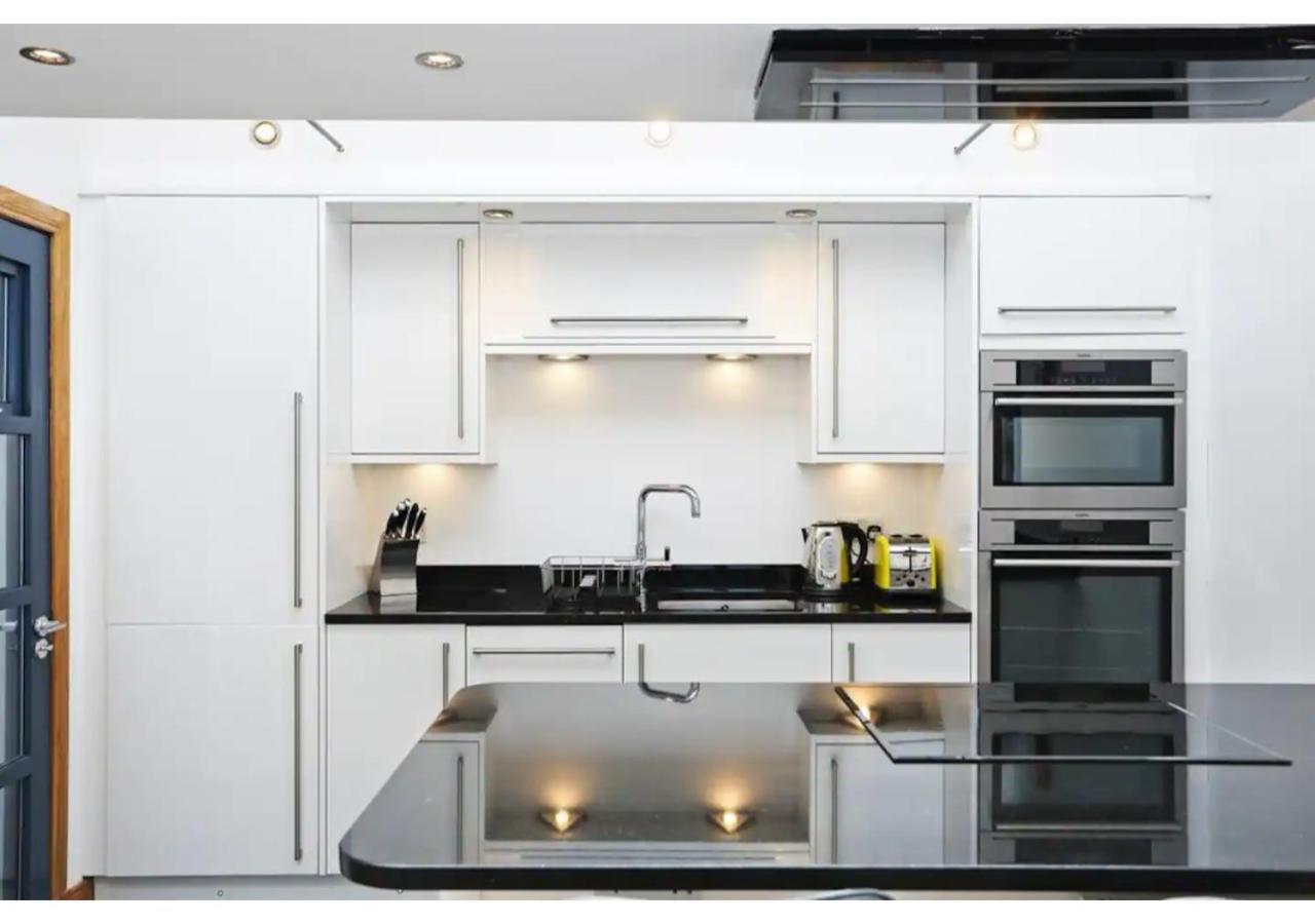Apartment Altido Cosy 2-bed Apt In The Old Town With Mezzanine *