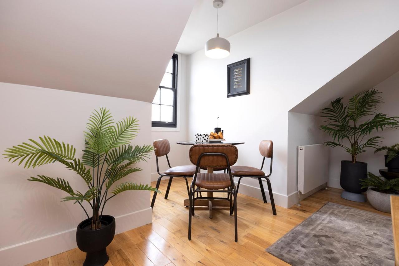 Joivy Luxury Flat Near Castle Apartment *