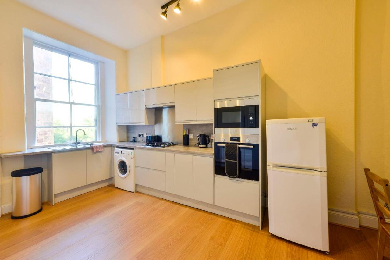 Guestready - Enchanting 2 Bedroom Flat Near Edinburgh's Old Town Appartement