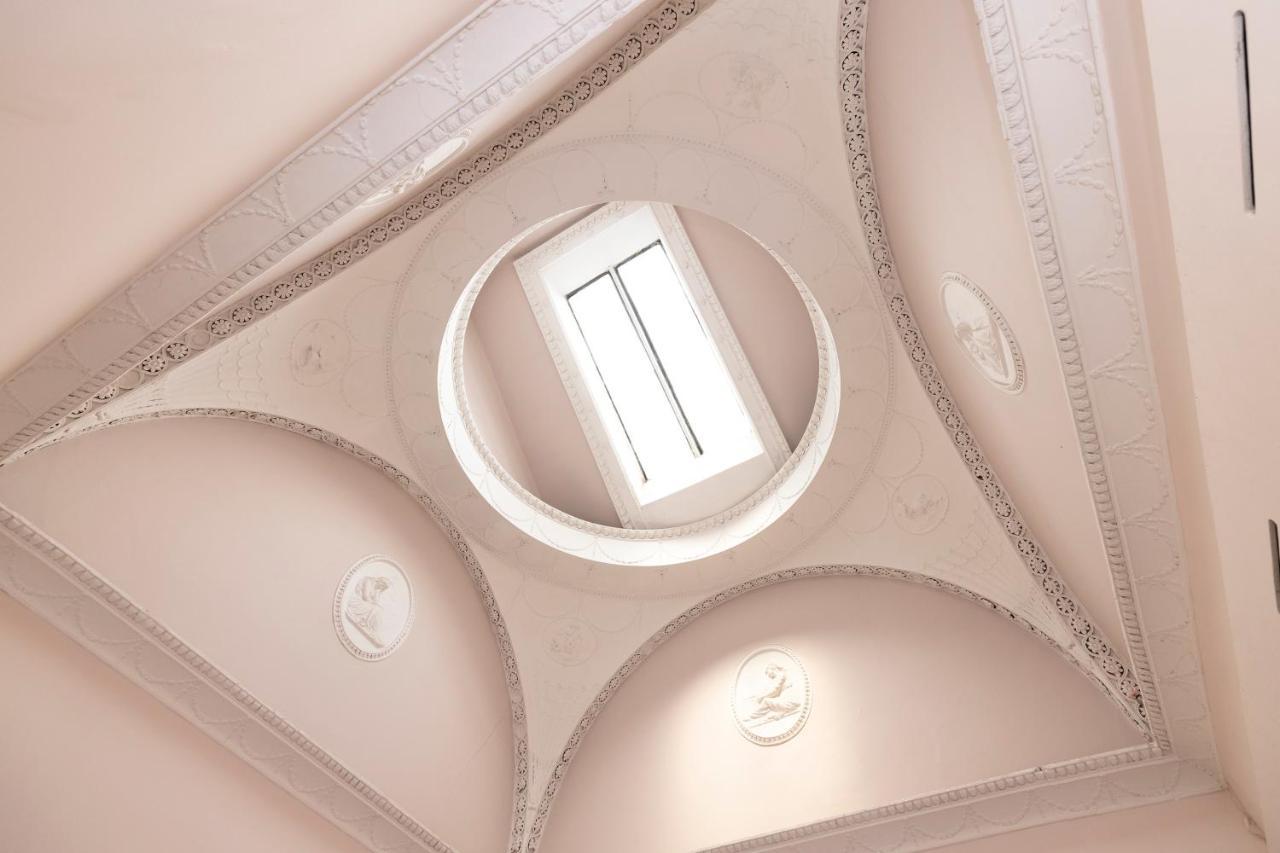 Apartment Joivy Luxury Flat Near Castle