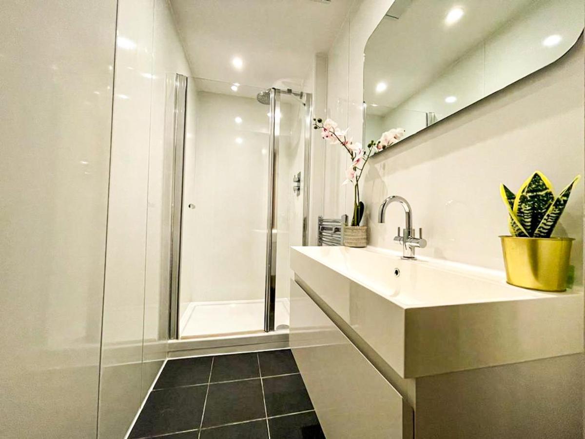 Apartment Desirable 2 Bed Near Castle Edinburgh