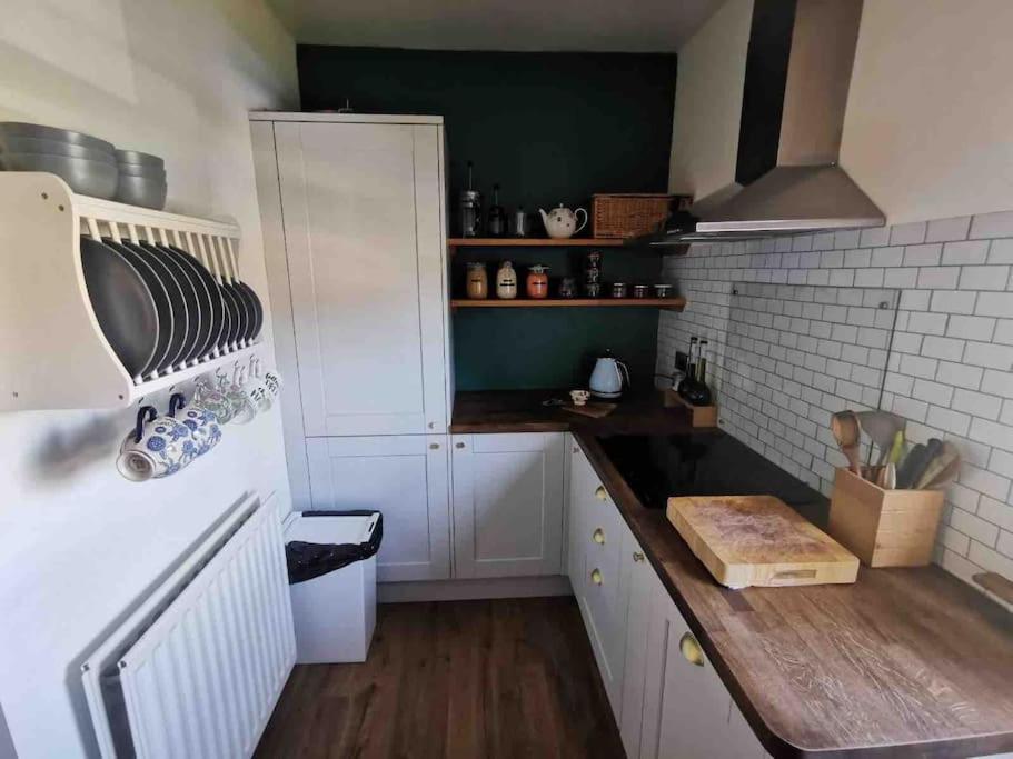Hébergement de vacances 3 Bedroom Well Connected Family Free Parking Édimbourg