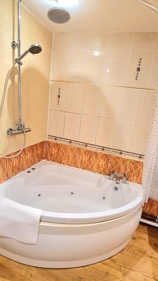 Luxury Five Bedroom Deluxe Duplex I Centre I Fully Equipped I Fountainpark Apartment *