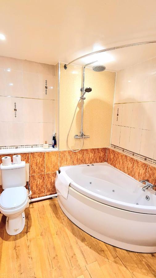 Apartment Luxury Five Bedroom Deluxe Duplex I Centre I Fully Equipped I Fountainpark Edinburgh