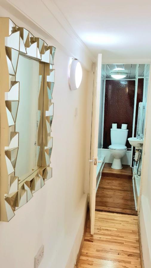 Apartment Luxury Five Bedroom Deluxe Duplex I Centre I Fully Equipped I Fountainpark Edinburgh