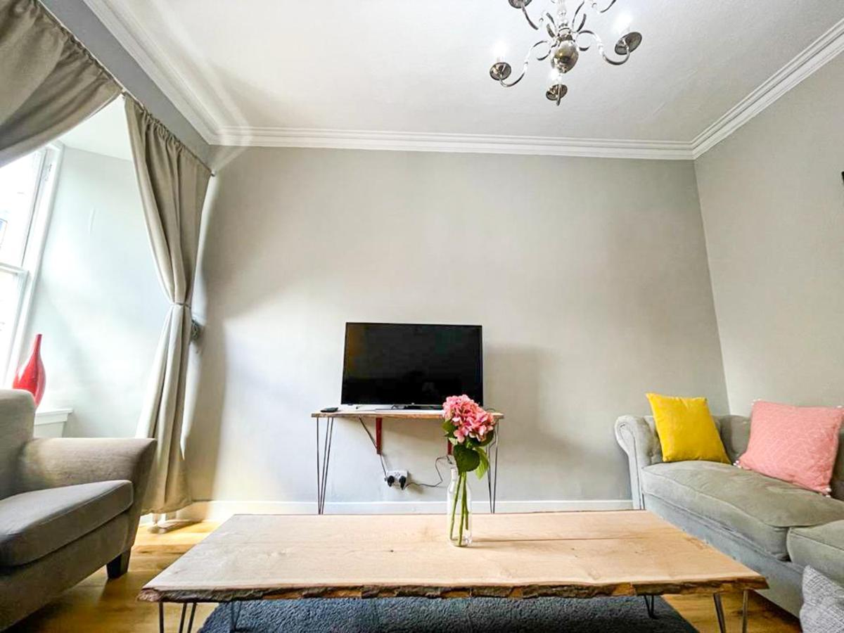 Charming 3 Bed In Old Town Appartement Édimbourg