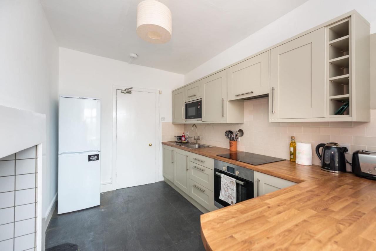 Luxury 3 Bedroom On Edinburgh's Royal Mile * Edinburgh
