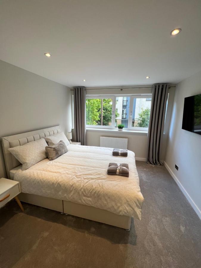 Strada Apartment *