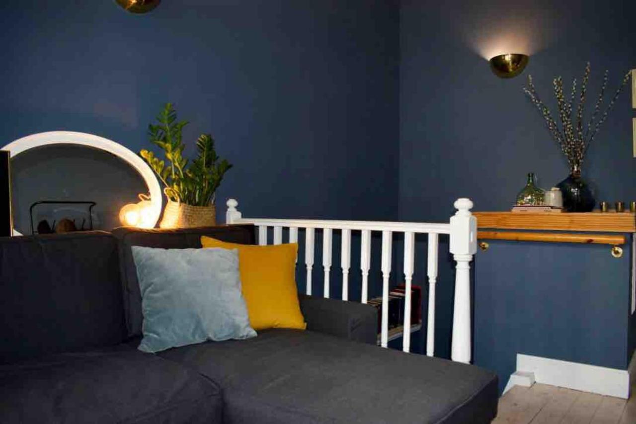Cozy 1 Bedroom Near The Centre Hébergement de vacances