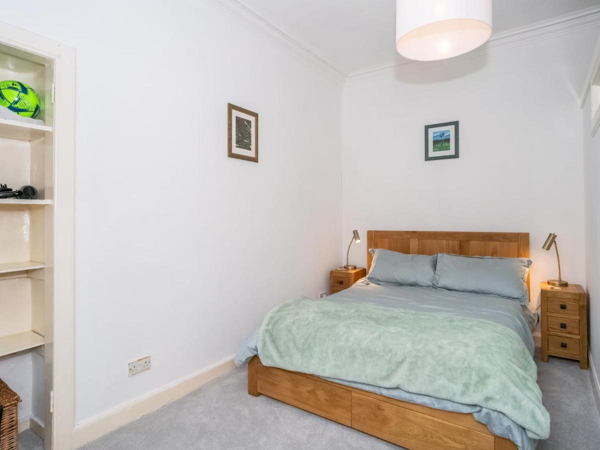 Pass The Keys Renovated 2bed Flat In Quiet Area Near The Meadows *