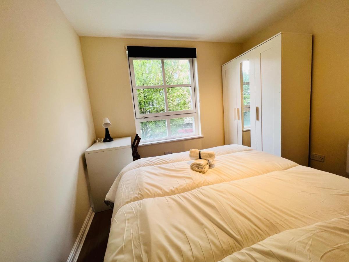 Peaceful 2 Bedroom Flat With Free Parking Appartement