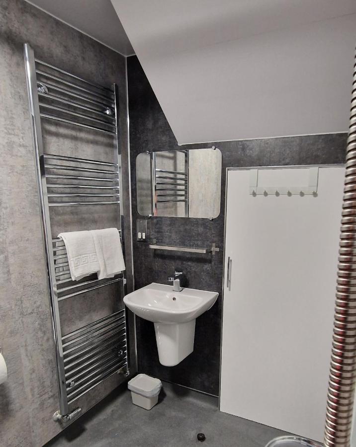 Heart Of Alba - Lovely 1 Bed Flat Apartment *