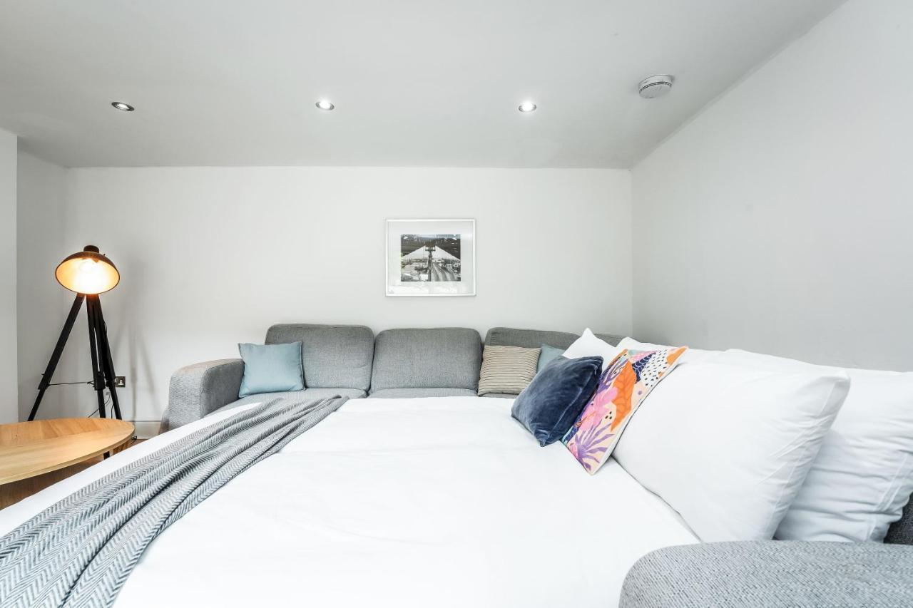 Ferienhaus Cozy With Character Large 2 Bedroom Main Door With Garden EDI