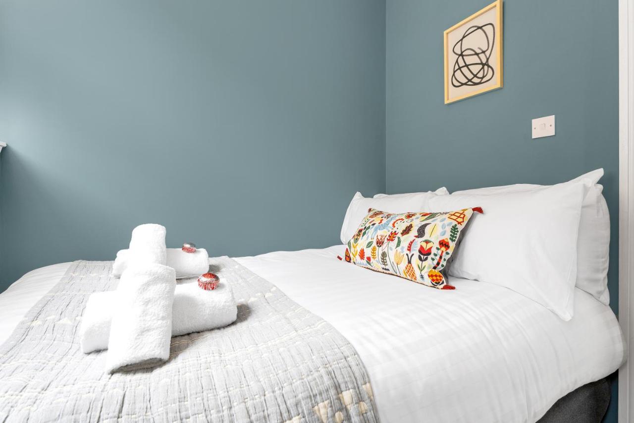 Apartment Cozy With Character Lovely