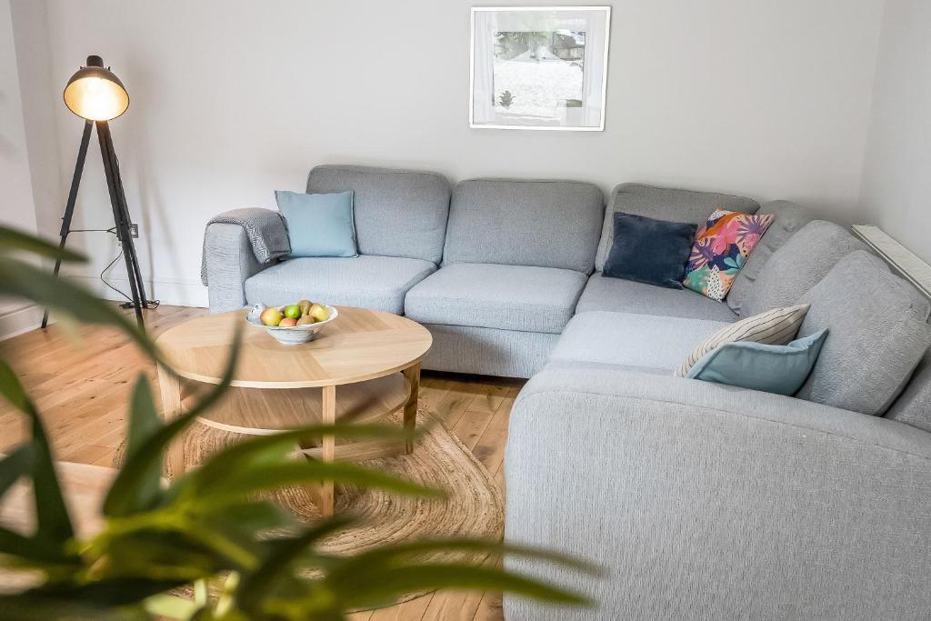 Cozy With Character Large 2 Bedroom Main Door With Garden Ferienhaus *