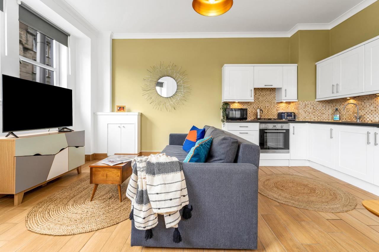 Apartment Cozy With Character Lovely