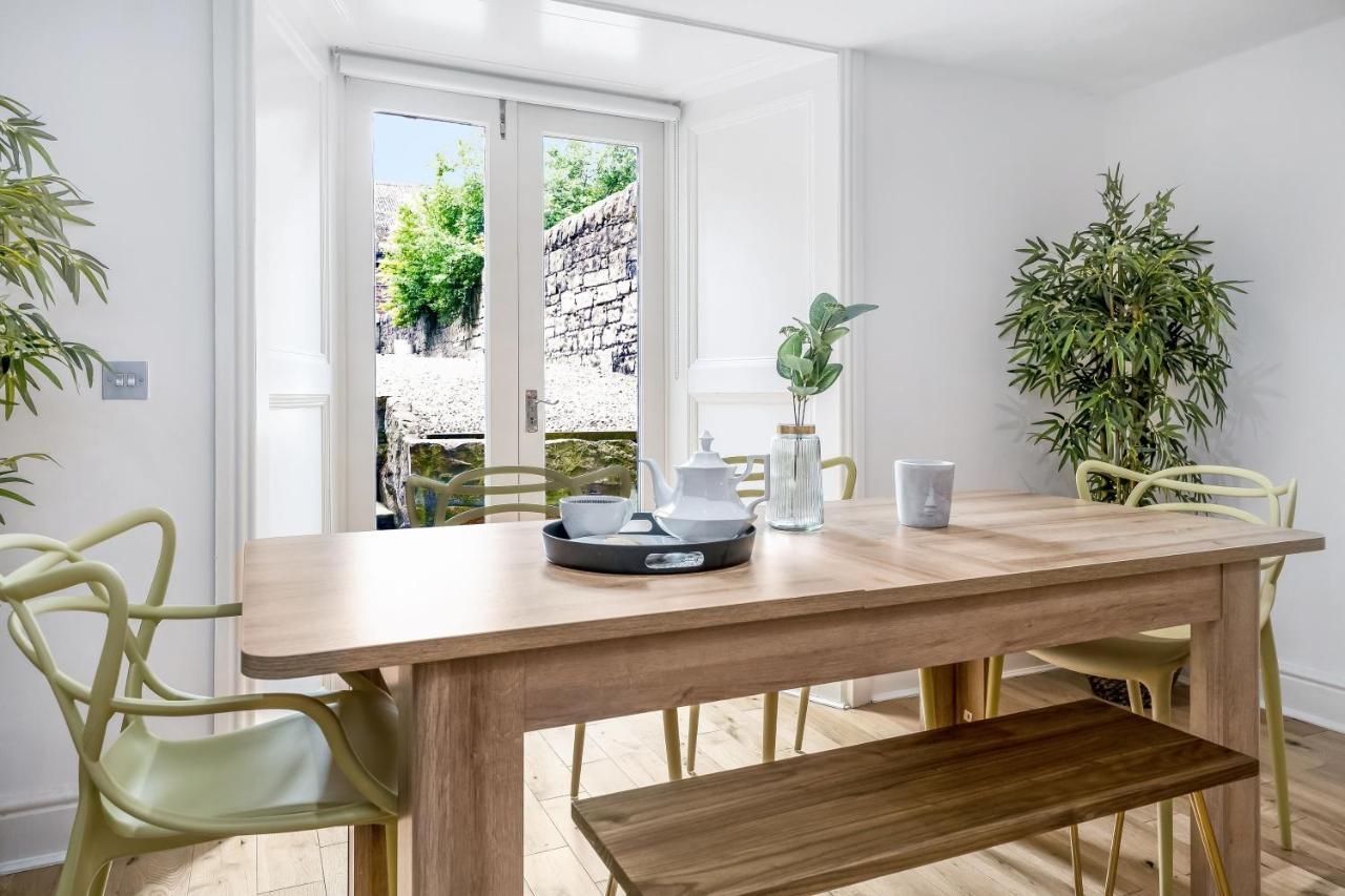 Ferienhaus Cozy With Character Large 2 Bedroom Main Door With Garden *