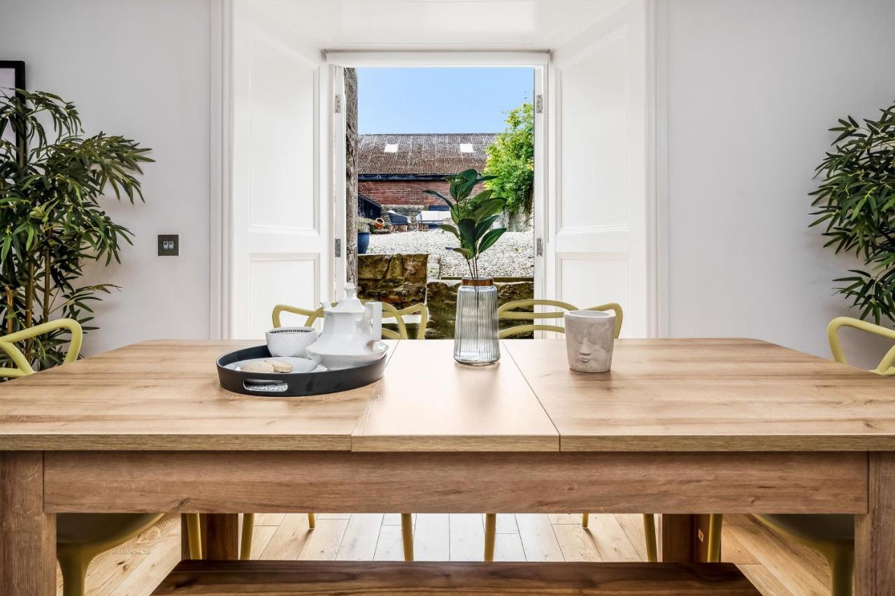 Cozy With Character Large 2 Bedroom Main Door With Garden Ferienhaus EDI