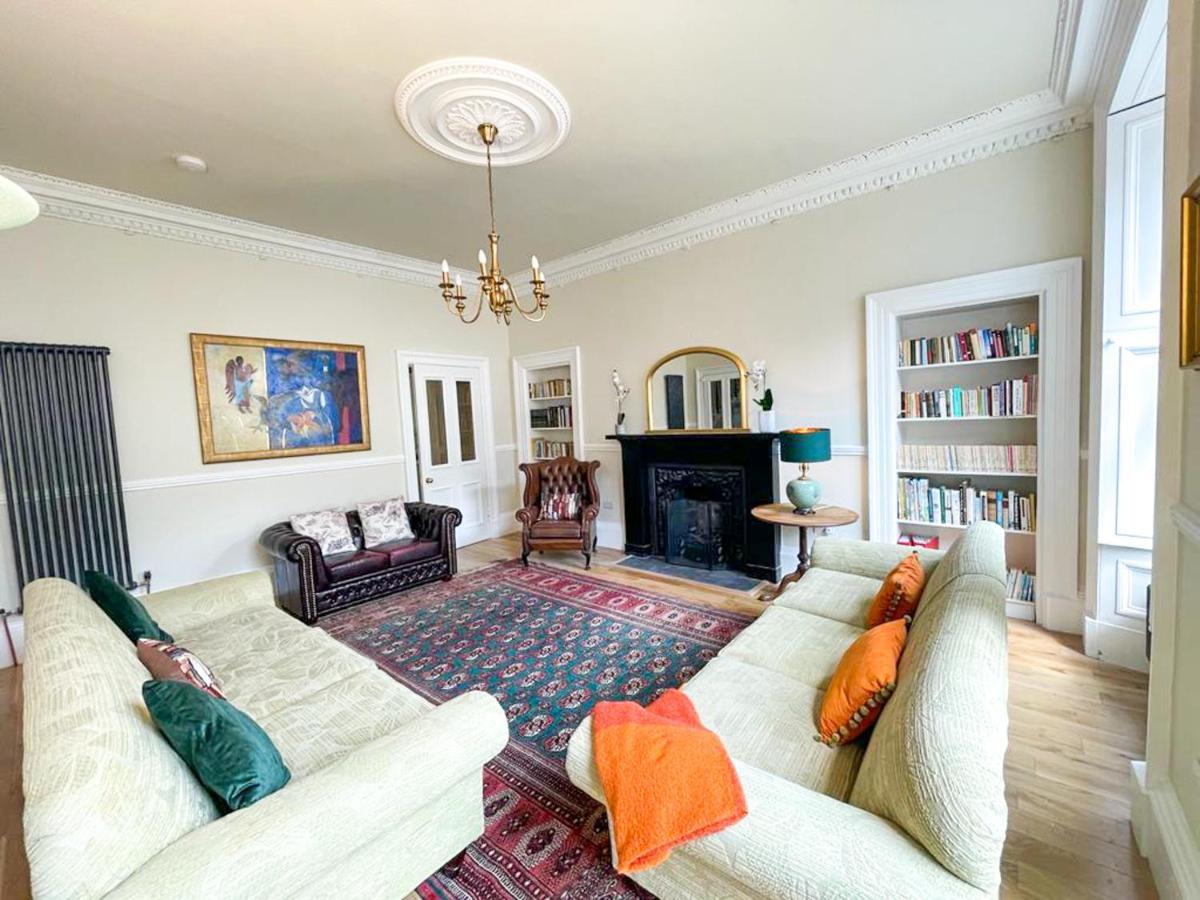 Remarkable 5br Townhouse With Garden, Sleeps 12 * Édimbourg