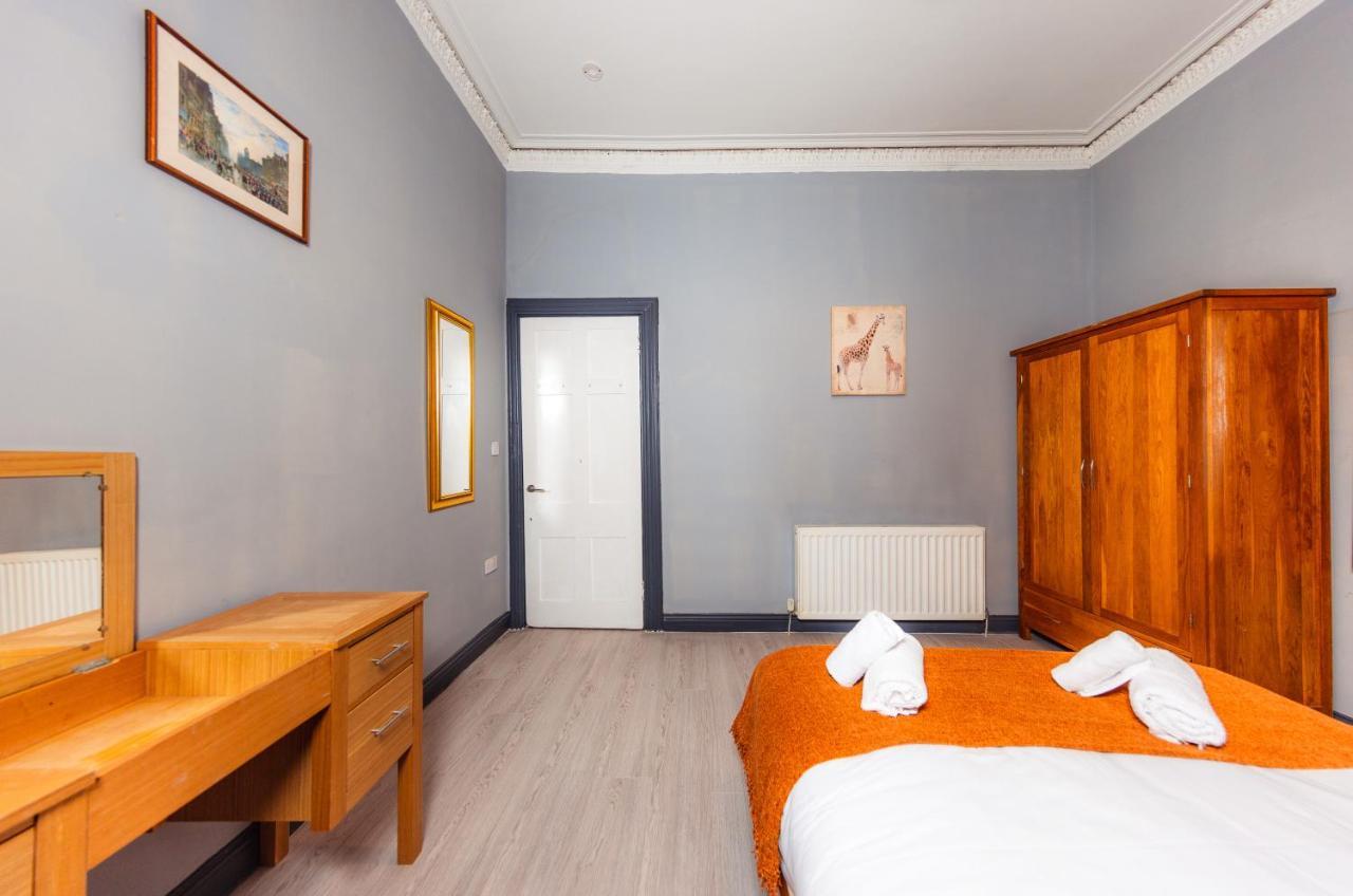 Calton Hill Victorian Old Town Apartment