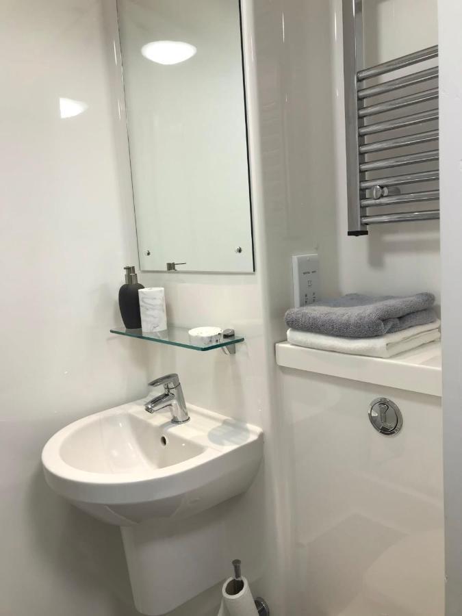 Cosy And Private Ensuite At Mill House In Appartement *