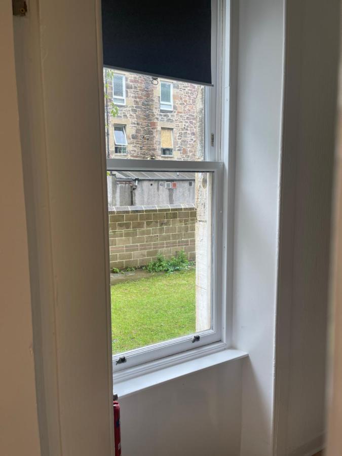 Ground Floor 1 Bedroom Flat In The Centre Appartement