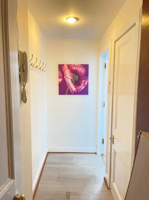 Apartment Flat West Toll Cross