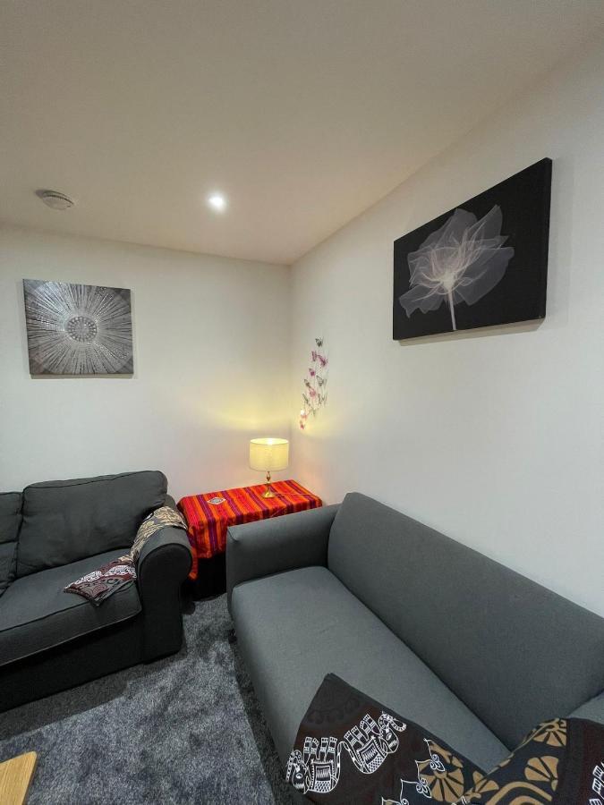 Lovely 2-bedroom Flat In Centre Apartment