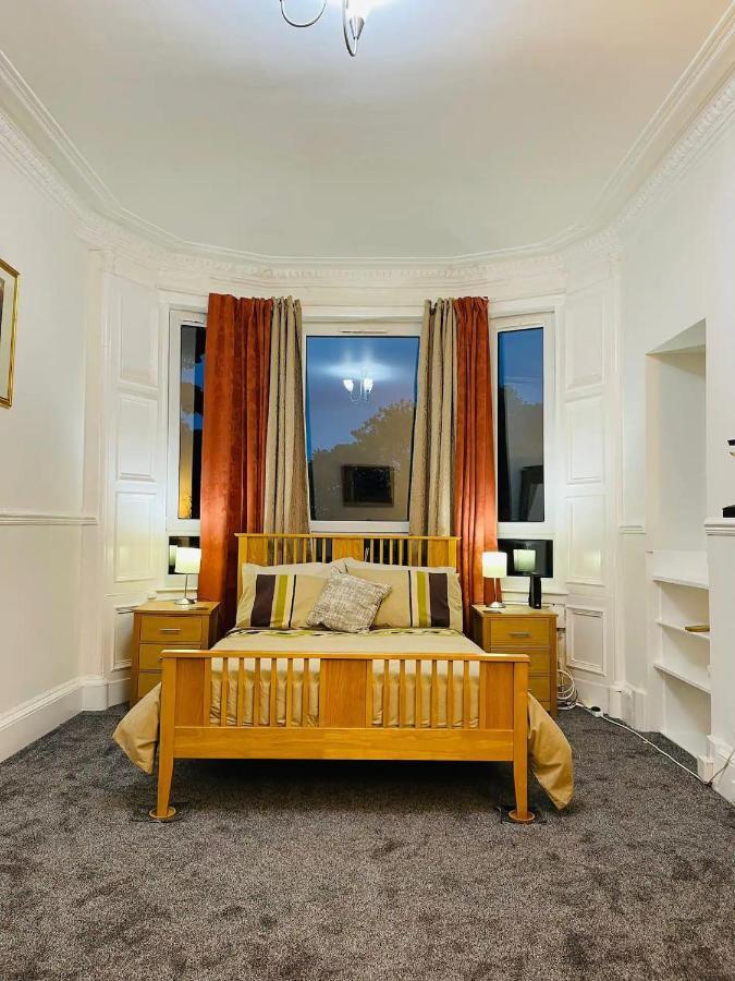 Lovely 2-bedroom Flat In Centre Apartment