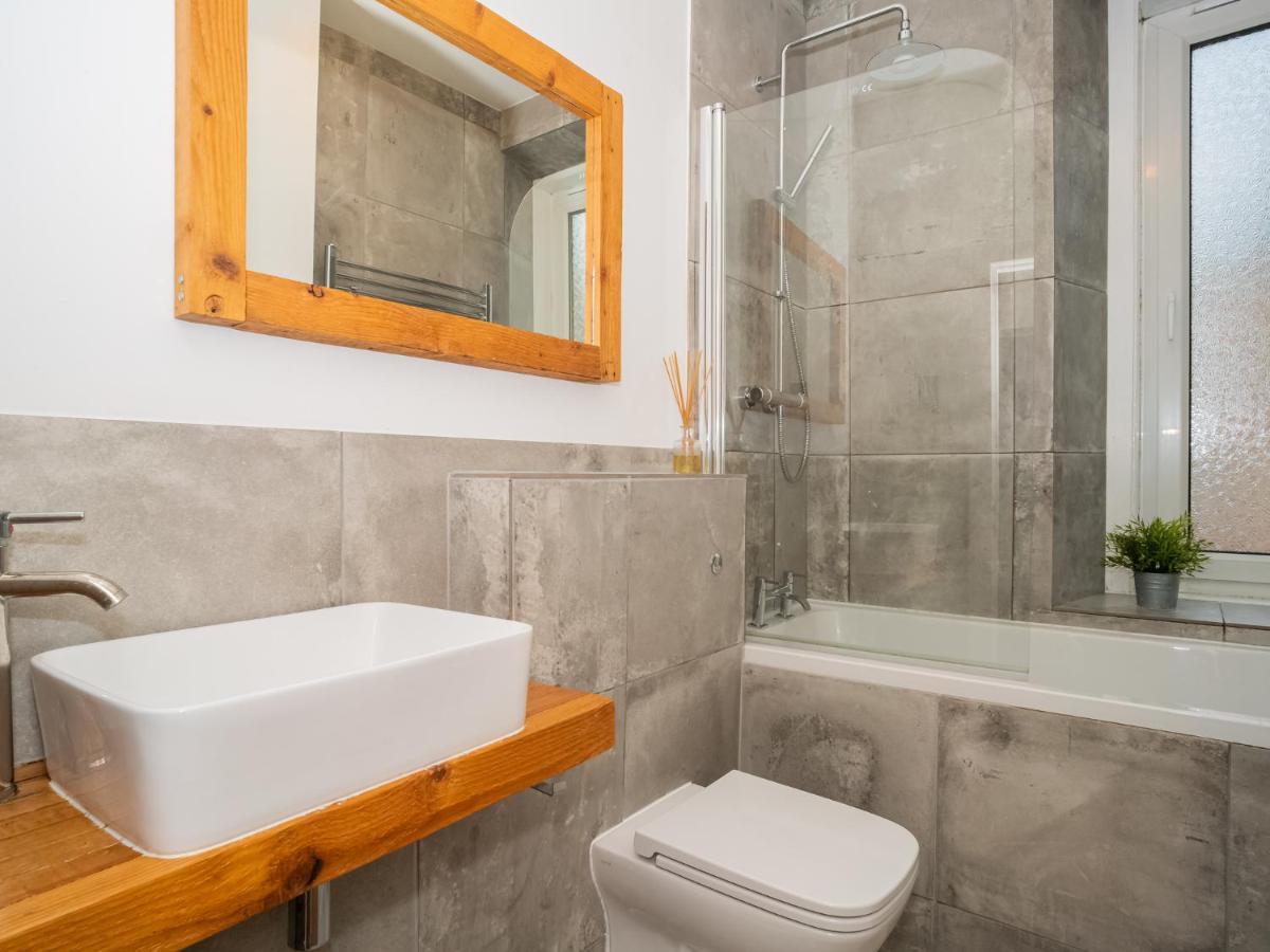 Appartement Pass The Keys Stunning 3 Bed Loft Style With Free Parking