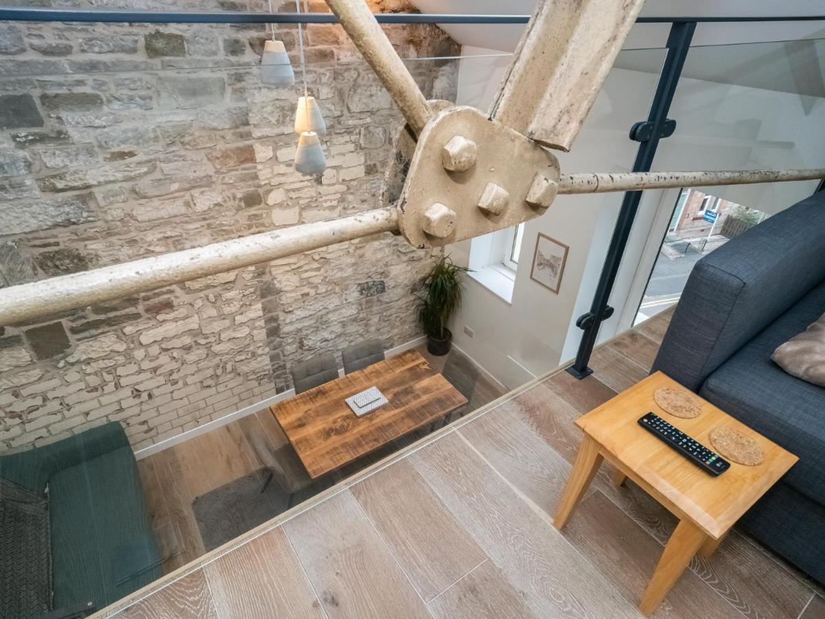 Pass The Keys Stunning 3 Bed Loft Style With Free Parking