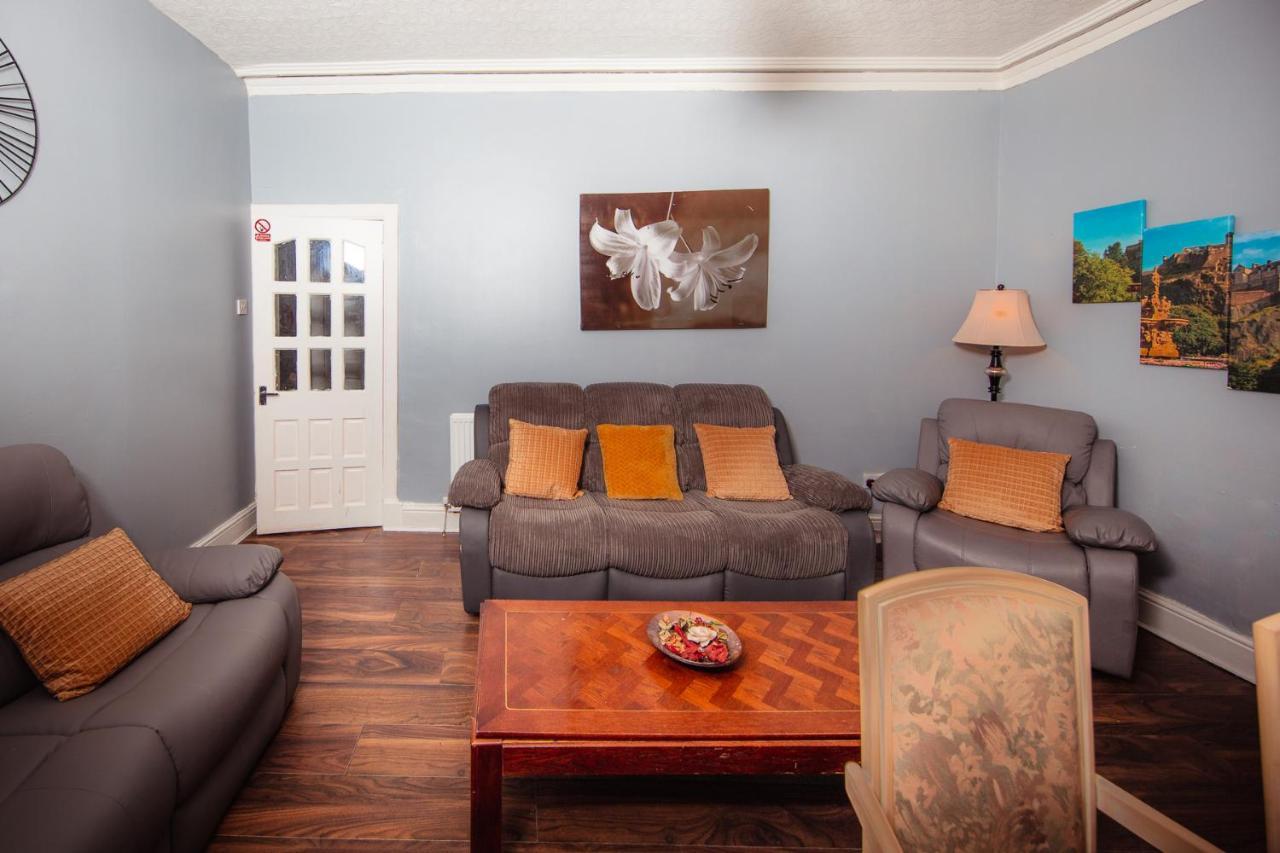 Super Central 4bedroom At The Meadows Apartment *