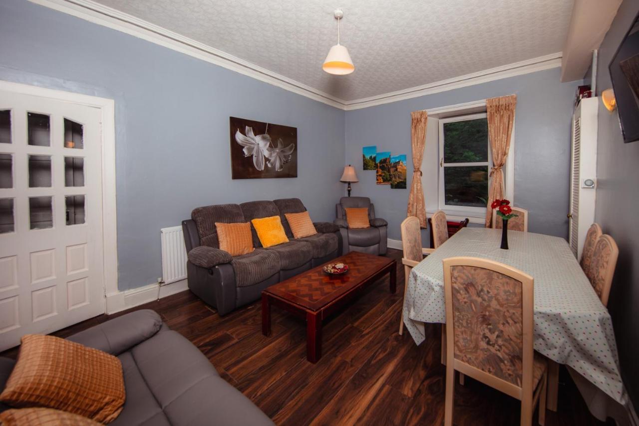 Super Central 4bedroom At The Meadows