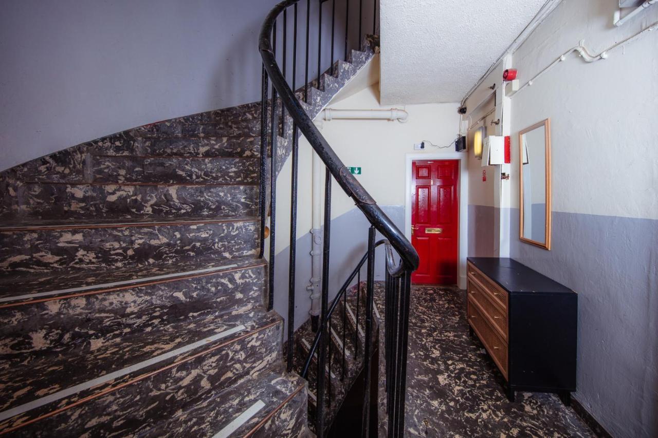 Super Central 4bedroom At The Meadows Apartment *