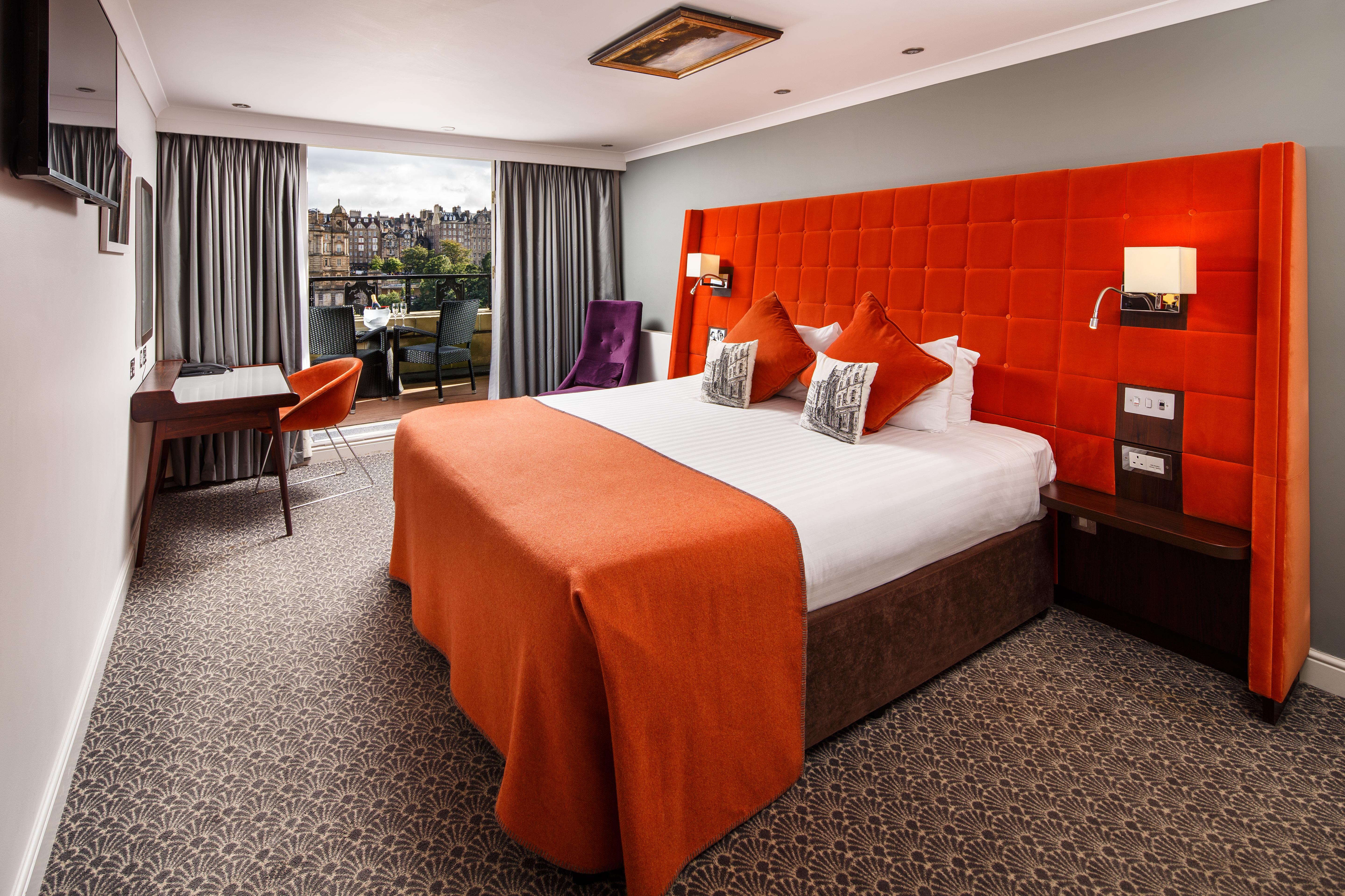 Mount Royal By The Unlimited Collection 4*