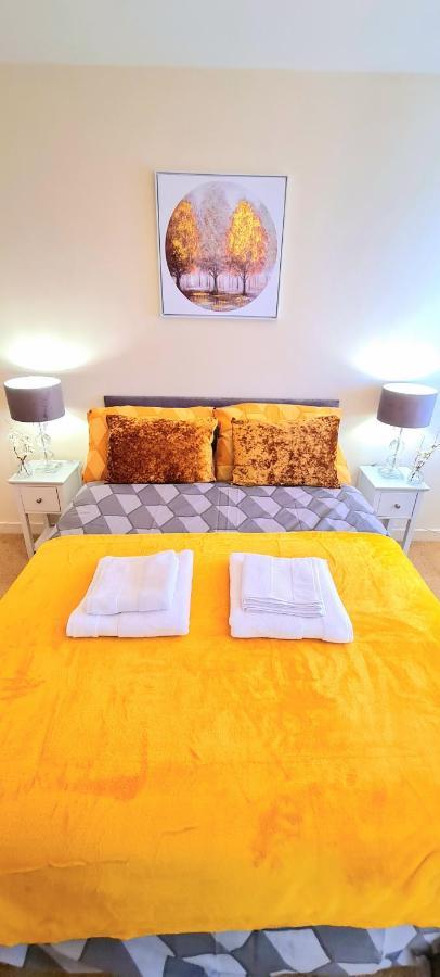 Appartement Elegant 2 Bedroom Centre - Free Parking - Private Balcony - Stunning Views *